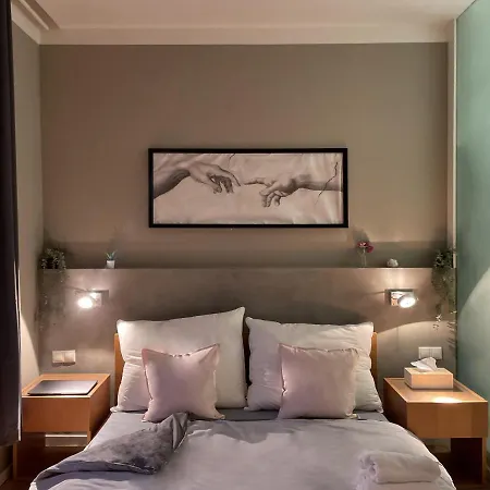 Luxury Beautiful Spacious In Perfect Location * Praha