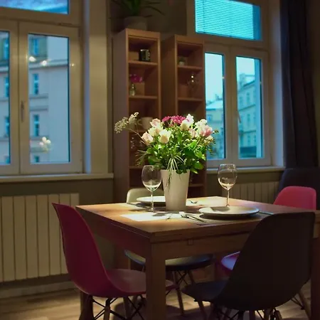 Luxury Beautiful Spacious In Perfect Location Apartmán *